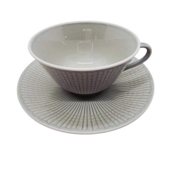 Arabia Finland Cup & Saucer Set Light Green Geometric Pattern 6" Saucer 4.5" Cup - Picture 1 of 14